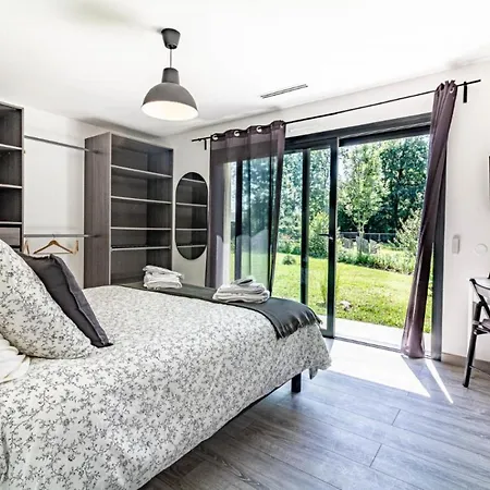 L'ostau Deu Bonur - D'hotes Bed and Breakfast *