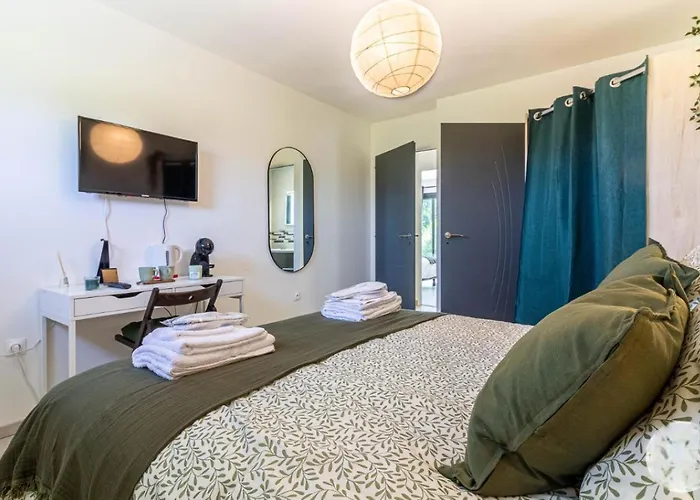 L'ostau Deu Bonur - D'hotes Saint-Martin (Hautes-Pyrenees)