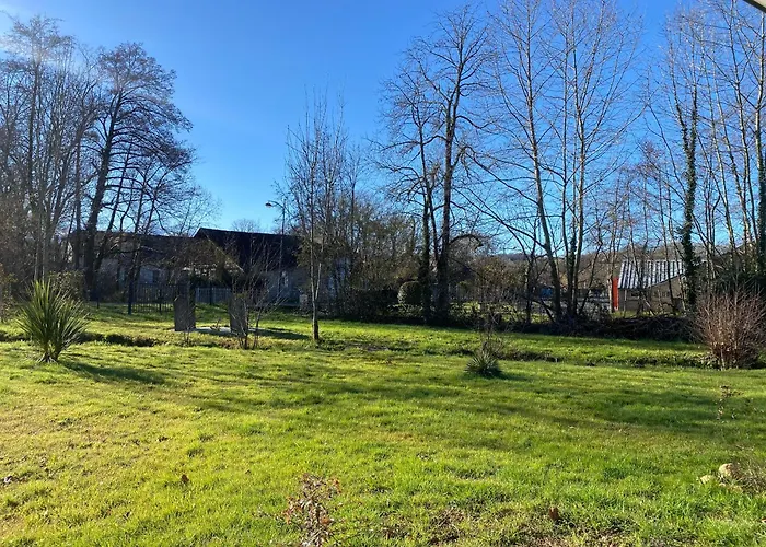 L'ostau Deu Bonur - D'hotes Bed and Breakfast